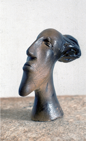 Medium: 'Ceramic', Size: '20 x 15 x 10 cm'